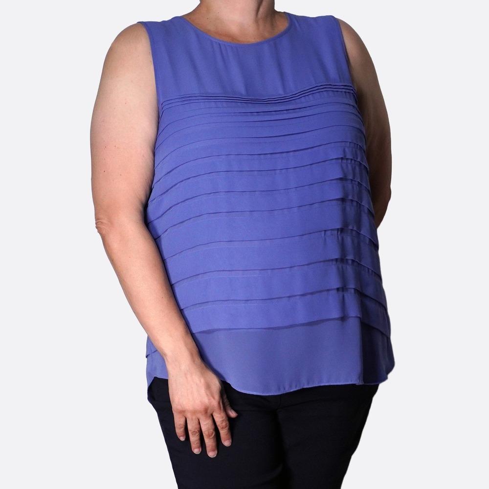 Vince Camuto Tiered Pleated XL 1X 14‎ 16 Periwinkle Sleeveless Blouse